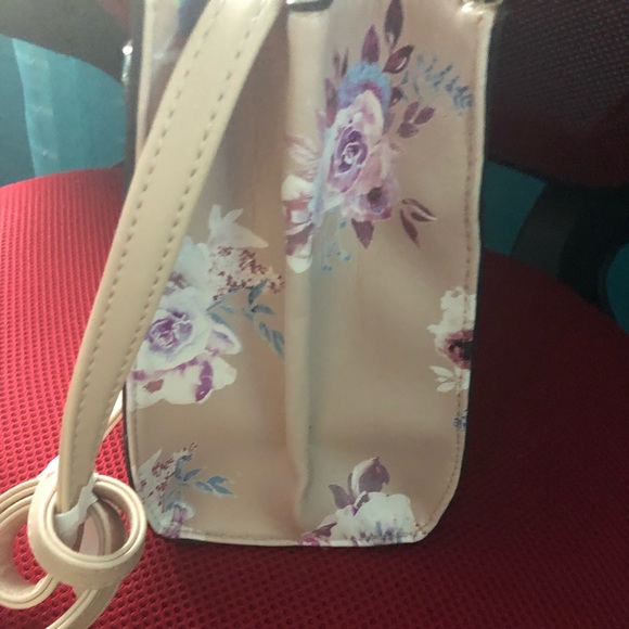 Purse - Picture 4 of 7